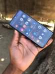 A picture of SAMSUNG S20 FE RAXINHAS BEM LEVES 128G cameras super