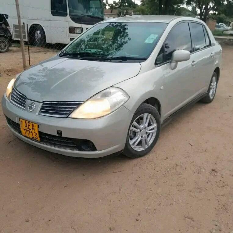 used nissan tiida