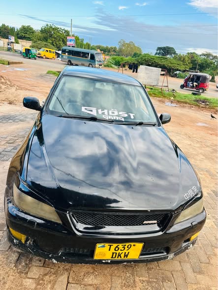 A picture of Toyota Altezza 0719465561