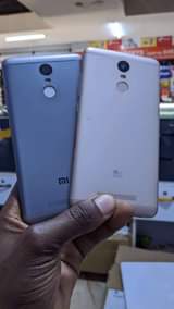 A picture of Redmi note 3
