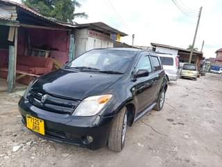 A picture of TOYOTA IST IMENYOOKA 0788167284