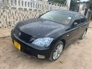 A picture of Toyota Crown athlete