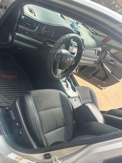 A picture of 2014 TOYOTA CAMRY