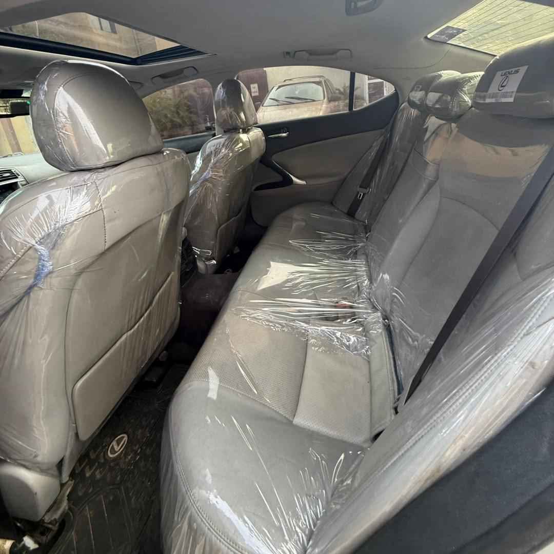 A picture of Lexus IS250
