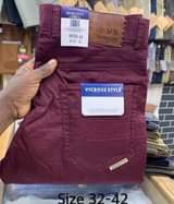 A picture of KADETI KALI TSH 25 000 32 42 PIGA WHATSAPP 0759360705