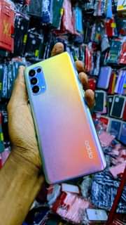 A picture of oppo reno 5f 5g