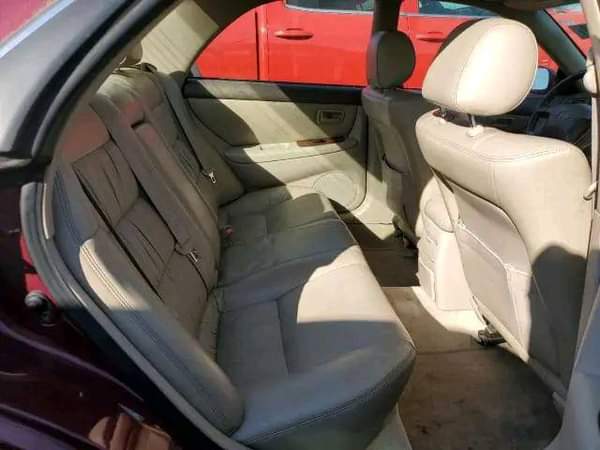 A picture of LEXUS ES300 Year Model 2000 Condition Buy And Drive Price