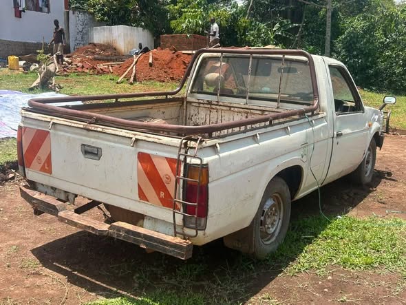 A picture of NISSAN SAHARA PETROL
