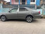 A picture of Camry 04 standard tokunbo everything working perfectly going for 1