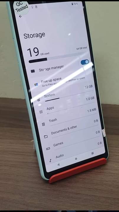 A picture of SONY EXPERIA 10ii