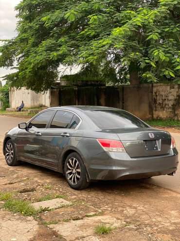 A picture of FOR SALE SUPER CLEAN USED HONDA ACCORD 2009 MODEL UNREGISTER