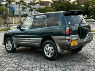 A picture of RAV 4 INAUZWA 17 8