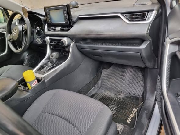 A picture of 2020 rav4