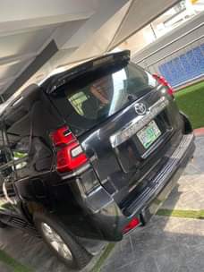 A picture of Toyota Land Cruiser Prado 20122016