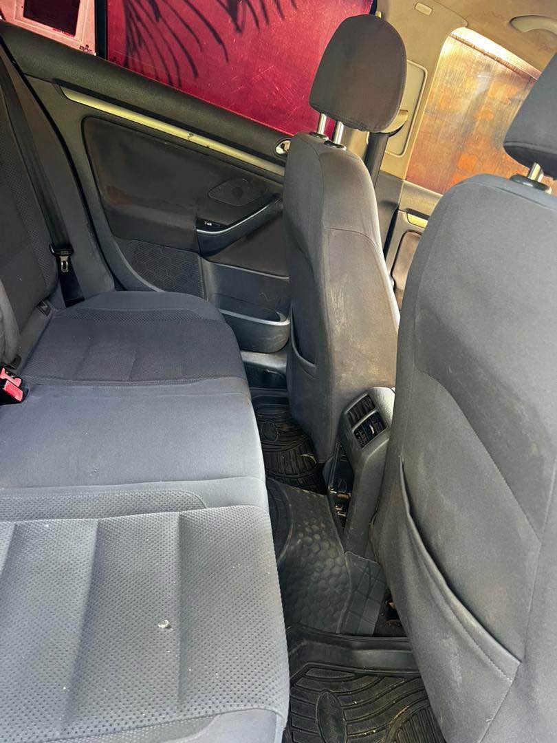 A picture of Golf 5 in very good condition