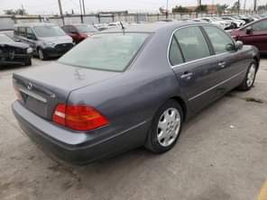 A picture of 2005 Lexus LS 430 with silent engine Perfect gear Chilly