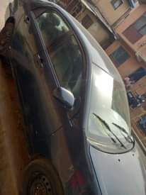 A picture of 2005 TOYOTA COROLLA SEDAN