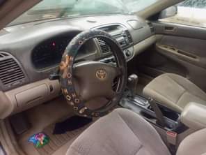 A picture of Toyota Camry 05 First body pan Engine tapping little in