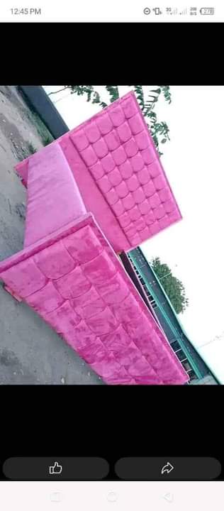A picture of NJOO NIKUUZIE BEDSOFA KALII KWA BEI NAFUU TU KUANZIA 180K