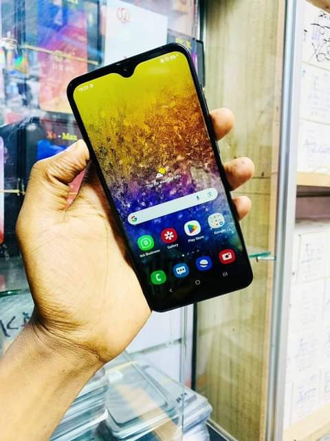 A picture of Samsung A50