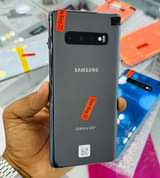 A picture of SAMSUNG GALAXY S10 PLUS