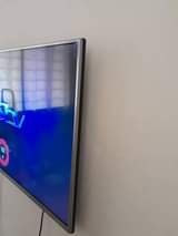 A picture of lg flat screen inch 43