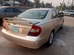 A picture of 2004 Toyota Camry Le Sharp automatic transmission AC freezing 4