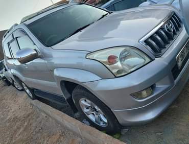 A picture of TOYOTA PRADO DIESEL 2007 MODEL FOR UGX 77 MILLION CALL
