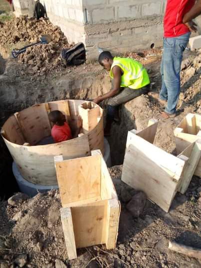 A picture of JE UMEKUWA UKINYONYA CHOO MARA KWA MARA BIODIGESTER SEPTIC TANK