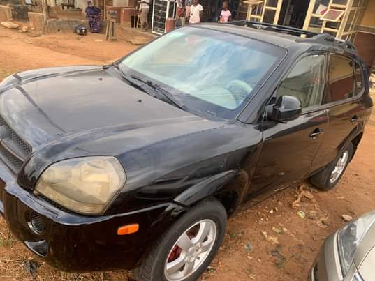 A picture of JUST IN Clean Nigerian Used Hyundai Tucson 2006 Repainted Fabric