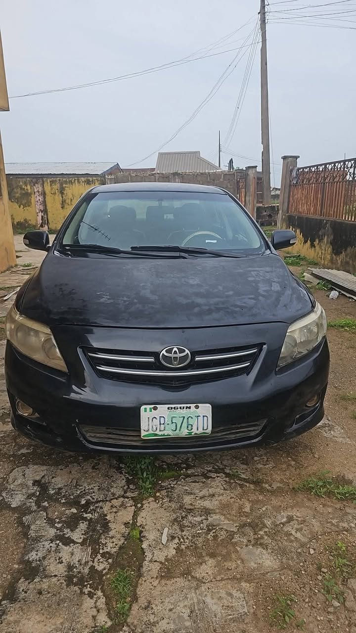 A picture of Toyota Corolla 2010 model