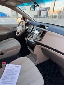 A picture of 2011 Toyota Sienna