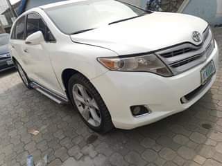 A picture of TOYOTA VENZA