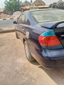 A picture of Toyota Camry 05