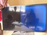 A picture of TV mbovu Inch 24 42