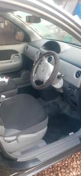 A picture of Toyota sienta 2008 contact me 0702460865