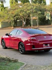 A picture of Honda accord coup 2014 Model
