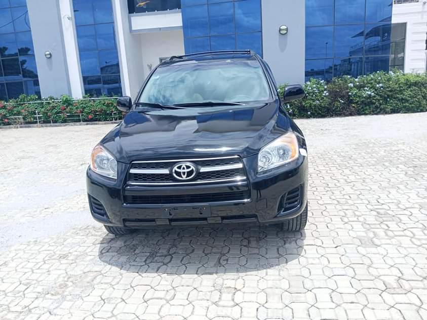 A picture of NEATLY USED 2012 TOYOTA RAV4