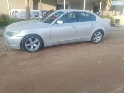bmw 525i
