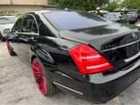 A picture of 2010 Mercedes Benz S Class S 550 4MATIC Sedan 4D