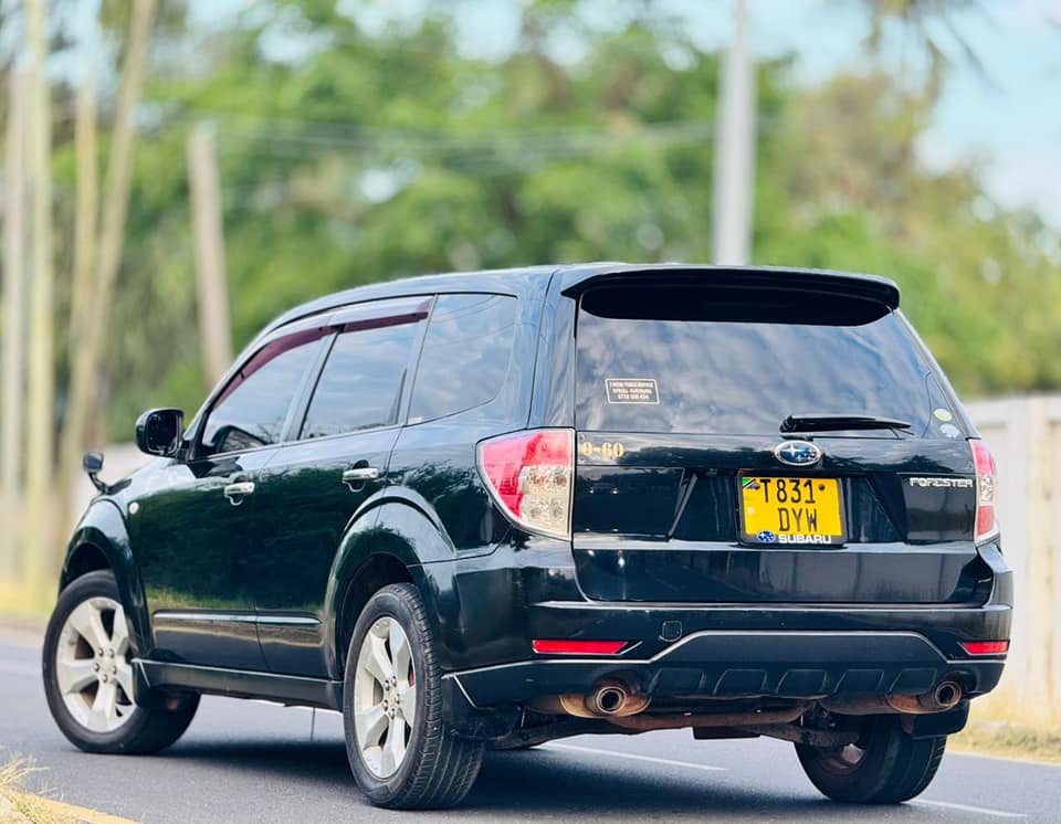 A picture of Subaru foresta XT