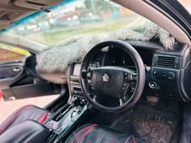 A picture of Toyota CROWN