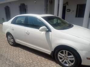 A picture of 2005 Volkswagen Jetta Sound Engine and Gear Untempered Ac is
