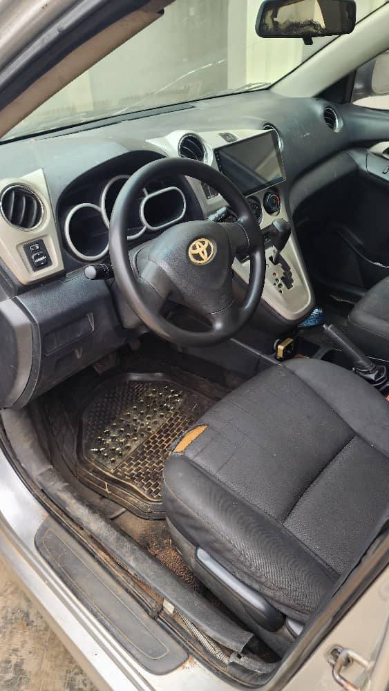 A picture of Toyota matrix 2010