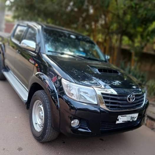 used toyota hilux