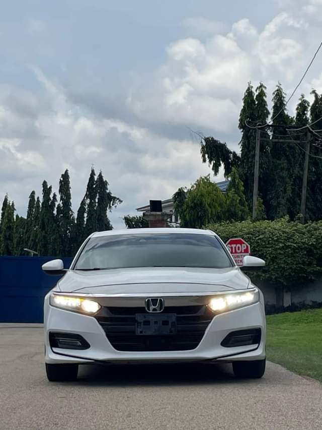 A picture of FOR SALE Super clean Honda Accord sport fullest option 2019
