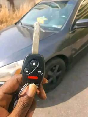 A picture of Good Sale 07044486581 2004 EOD Available for sale Nothing to