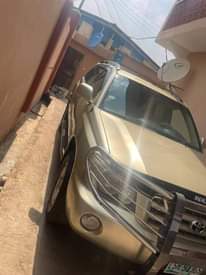 A picture of Toyota highlander 2004