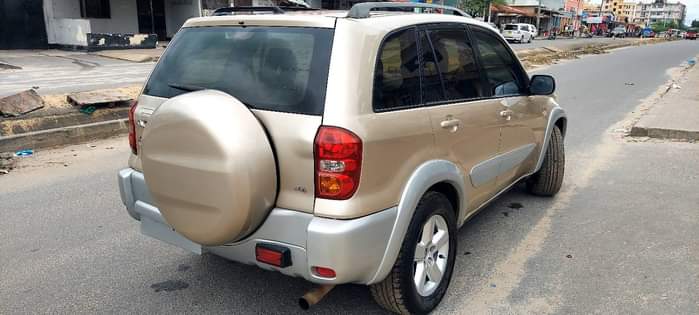 A picture of Rav4 Kilitime D4D Diesel Engine