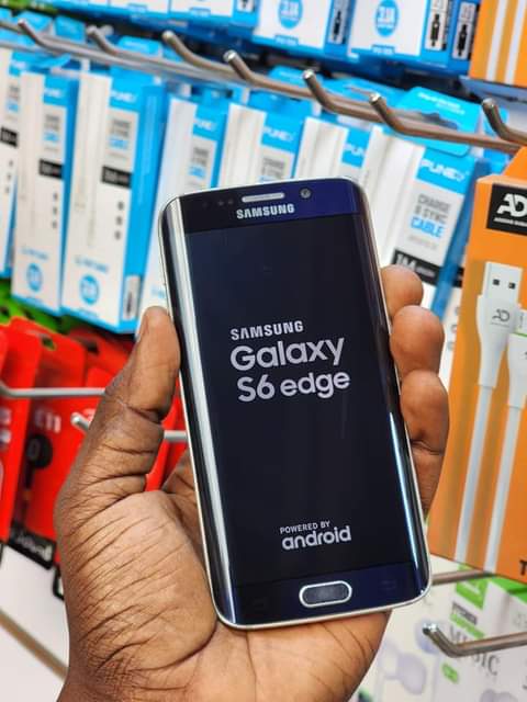 A picture of S6 190k 32gb 4g clear camera fastest